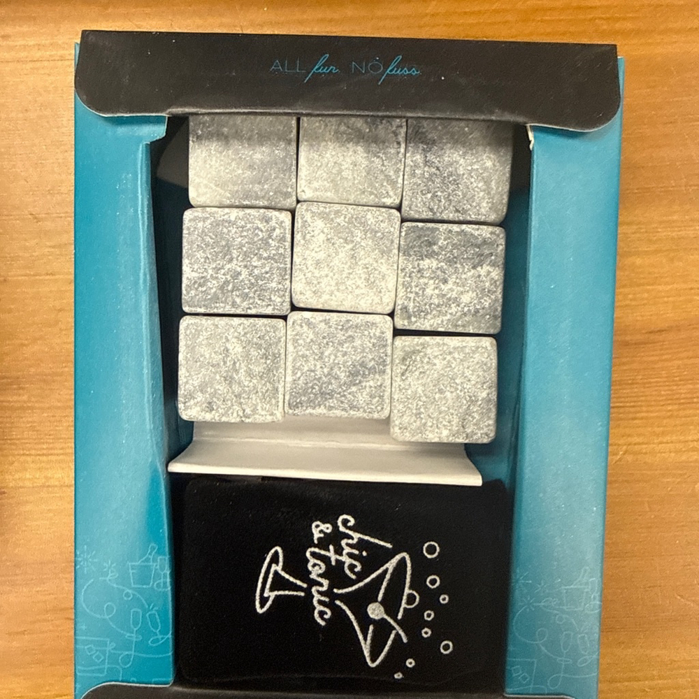 Unisex Rifle Paper Co. Black & Blue Coasters & Whiskey Stones One Size - Picture 6 of 6